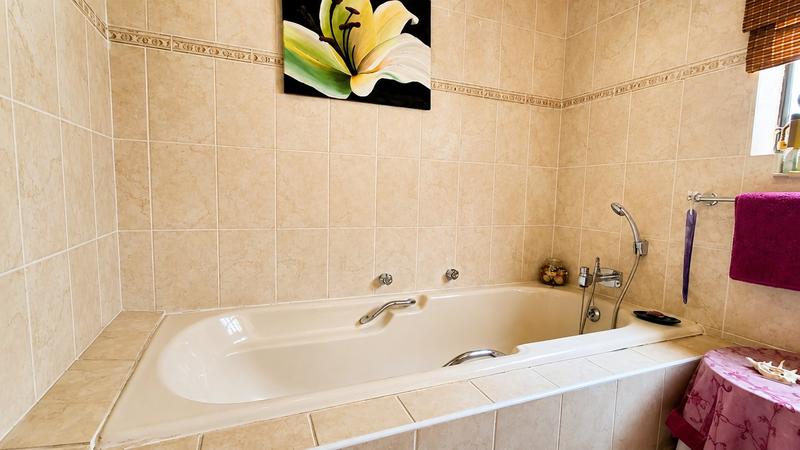 5 Bedroom Property for Sale in Dan Pienaar Free State